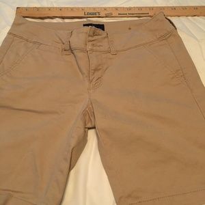 American eagle khaki colored Bermuda shorts
